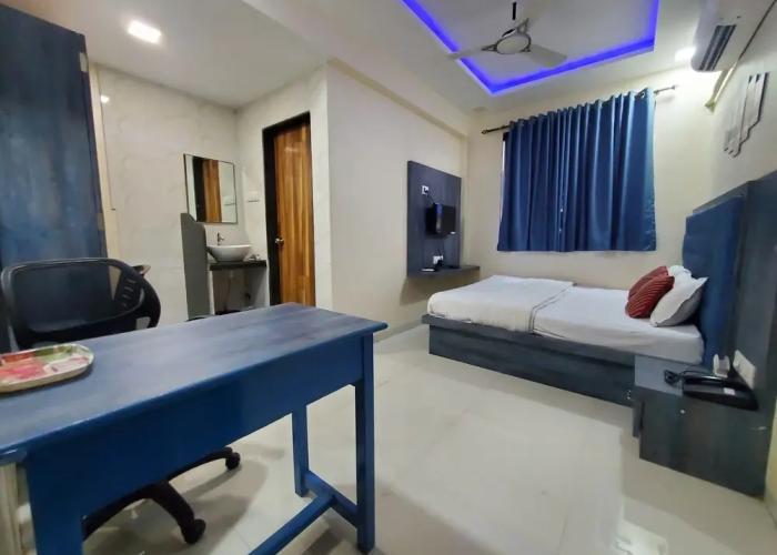 hotel mari aai residency