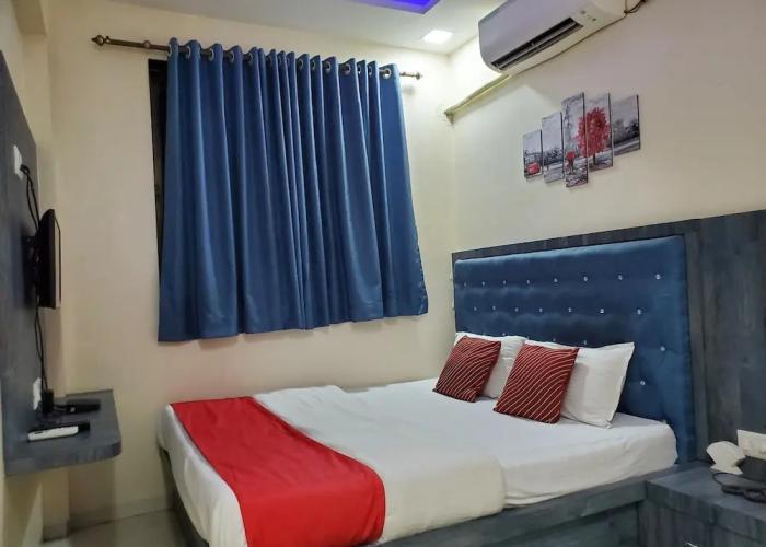 hotel mari aai residency