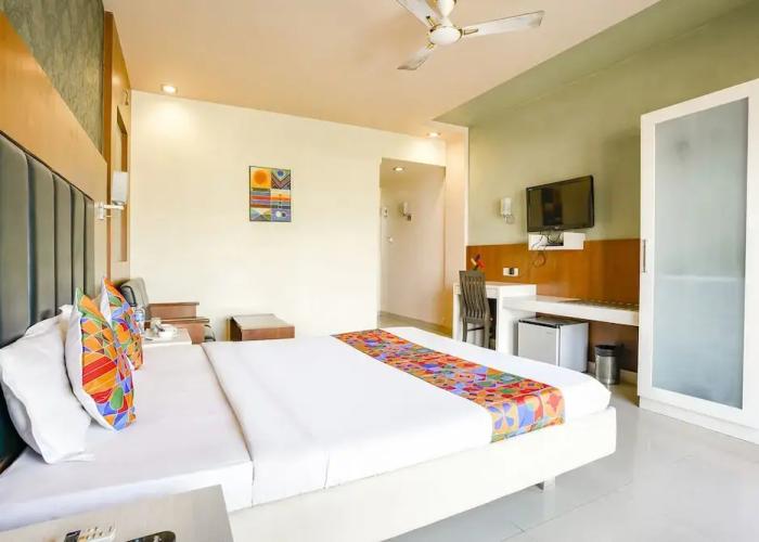 FabHotel Devanshi Inn