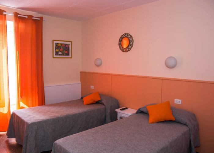 Hostal Emporda