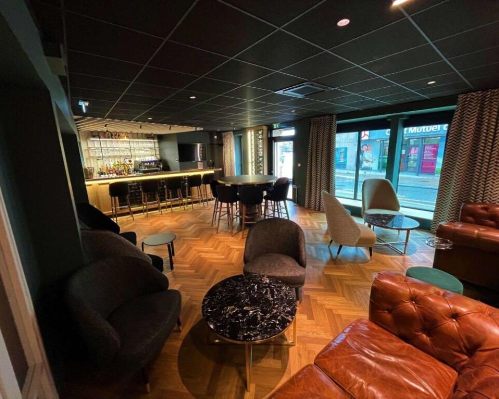 Brit Hotel Les Voyageurs