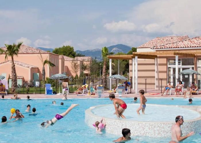 Vacanceole - Residence les Demeures du Ventoux
