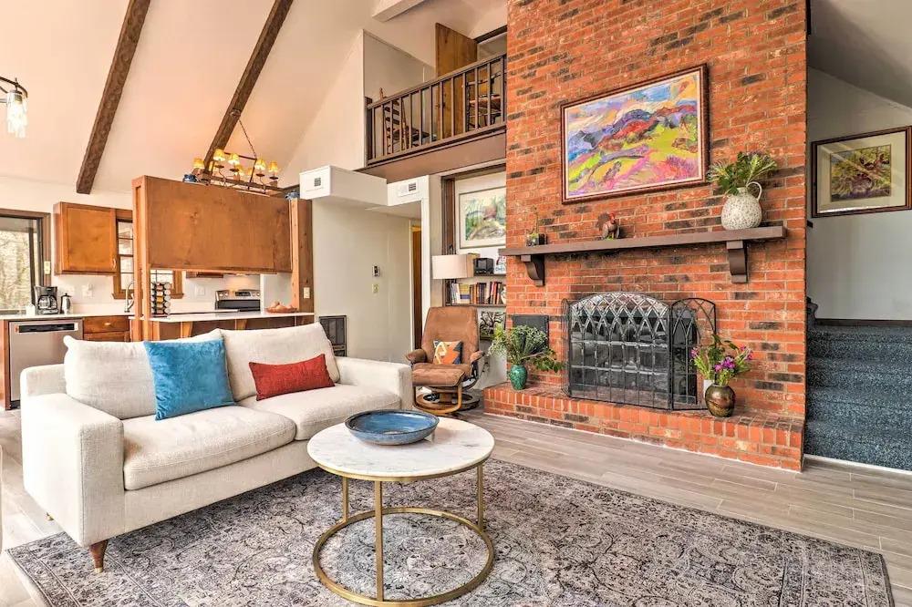 Breathtaking Brevard Home w/ Screened Porch!