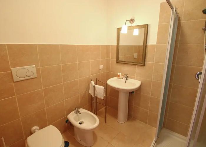 Enticing Farmhouse in Montalto di Castro near Sea