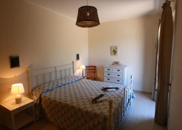 Enticing Farmhouse in Montalto di Castro near Sea
