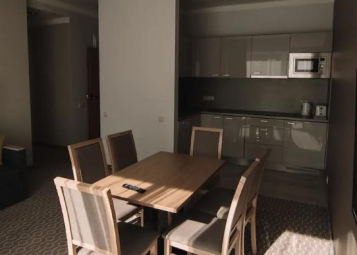 Merepargi ApartHotel & Cafe