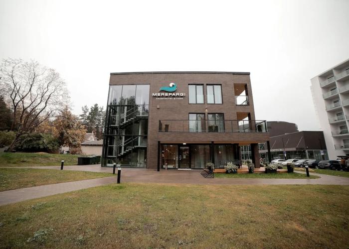 Merepargi ApartHotel & Cafe