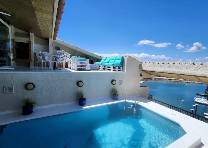 Solo Atico Guest Suites
