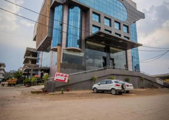 Hotel Grand Dhillon