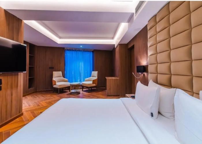 Hotel Grand Dhillon