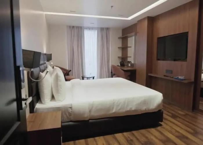 Hotel Grand Dhillon