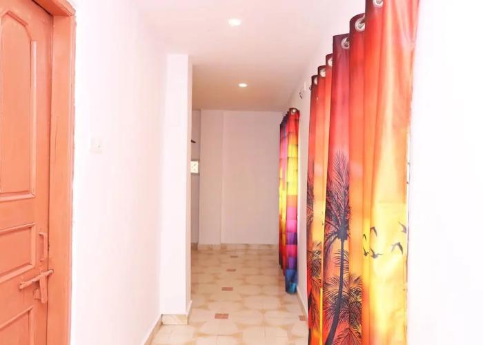 OYO 36667 Hotel Manoj