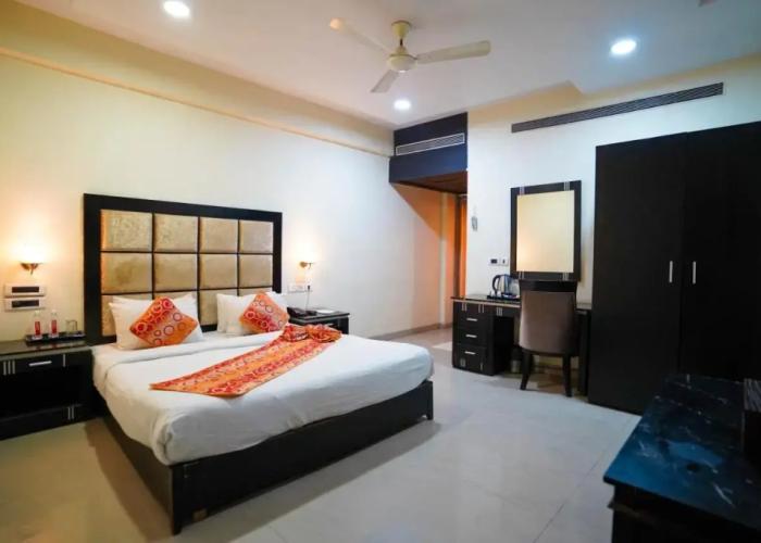 Hotel Floret Inn