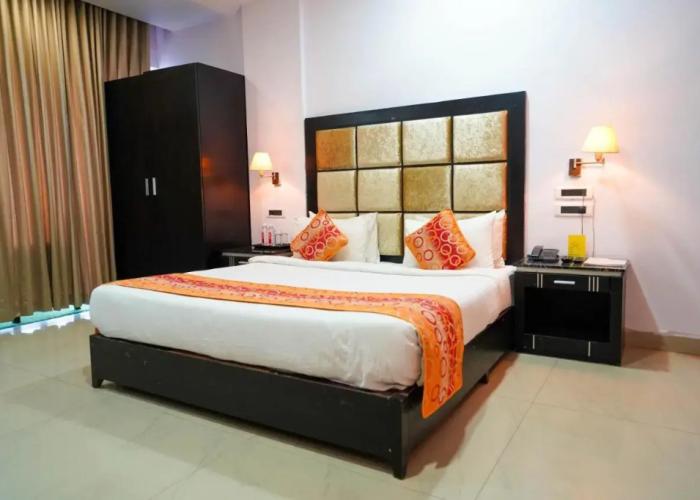 Hotel Floret Inn