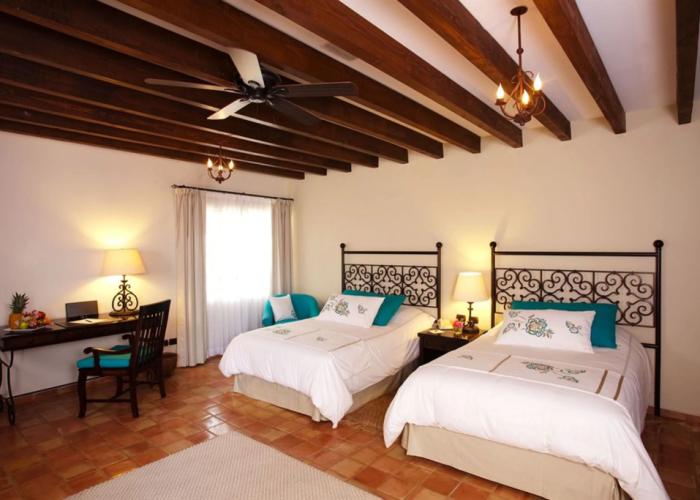 Guaycura Boutique Hotel Beach Club & Spa