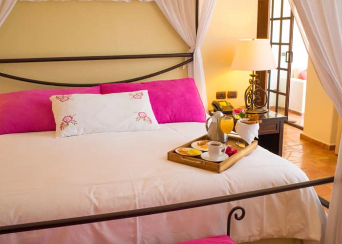 Guaycura Boutique Hotel Beach Club & Spa