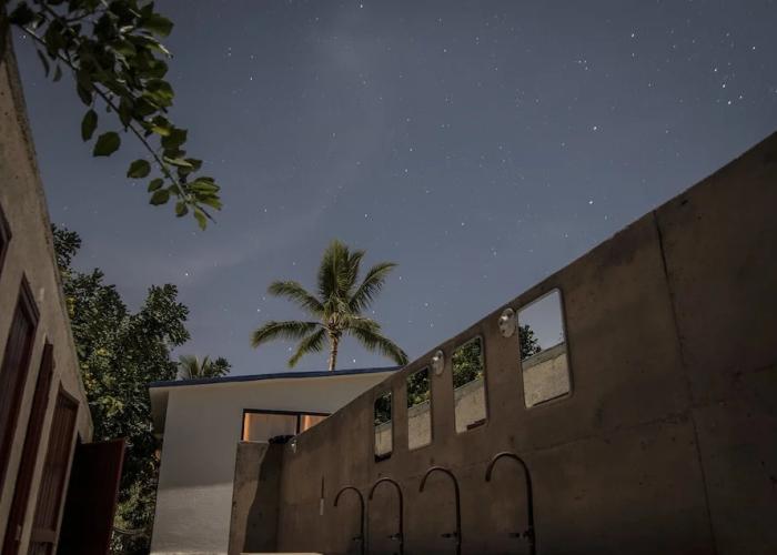 Todos Santos Hostel