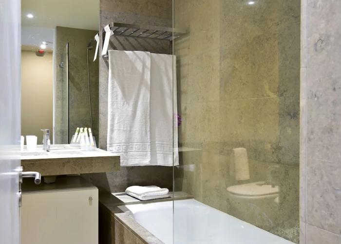 Aqualuz Troia Rio by The Editory