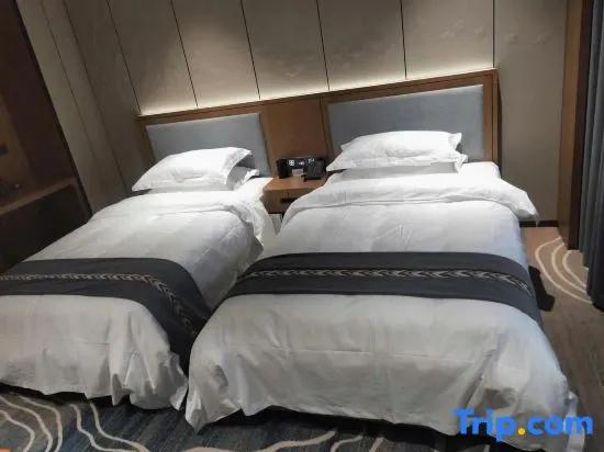 Yichun Yuhao Business Hotel