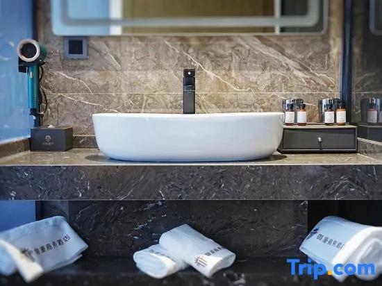 Yichun Yuhao Business Hotel