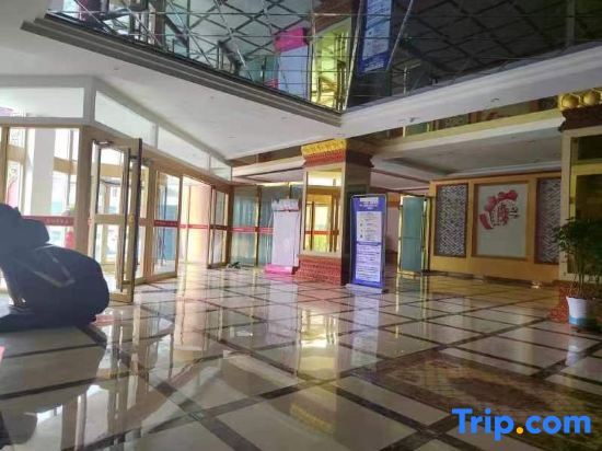 Yushu Yuer Temple Hotel