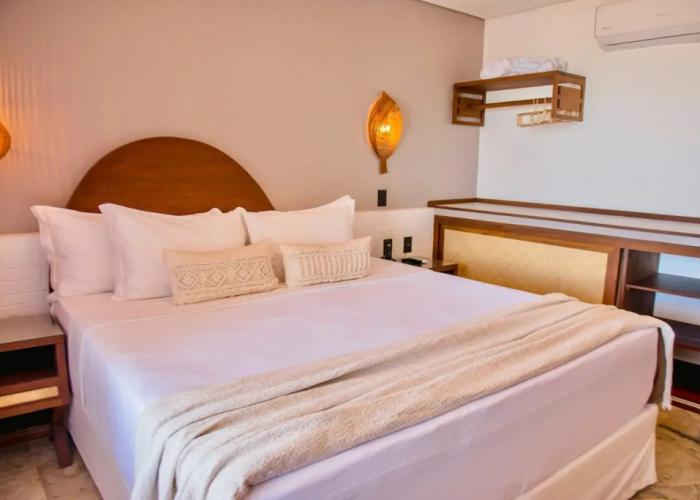 Carlore Hotel