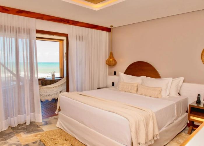 Carlore Hotel