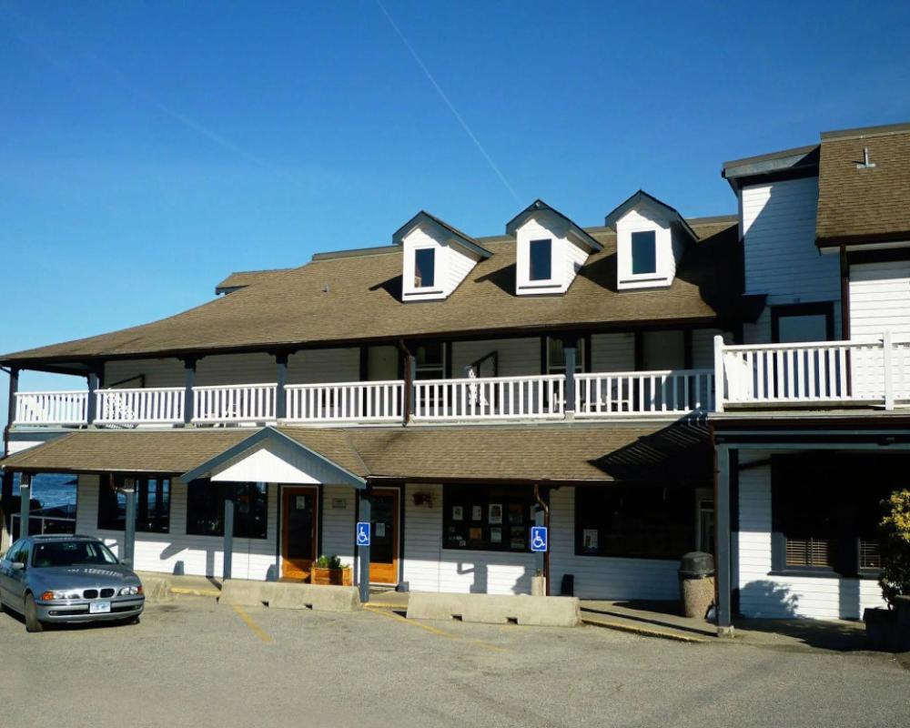 The Lund Resort at Klah ah men