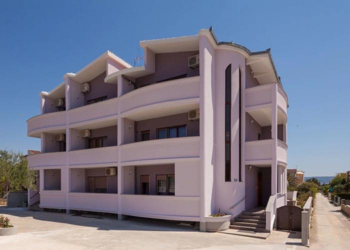 Apartments Mara