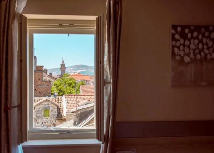 Benjamin Hotel