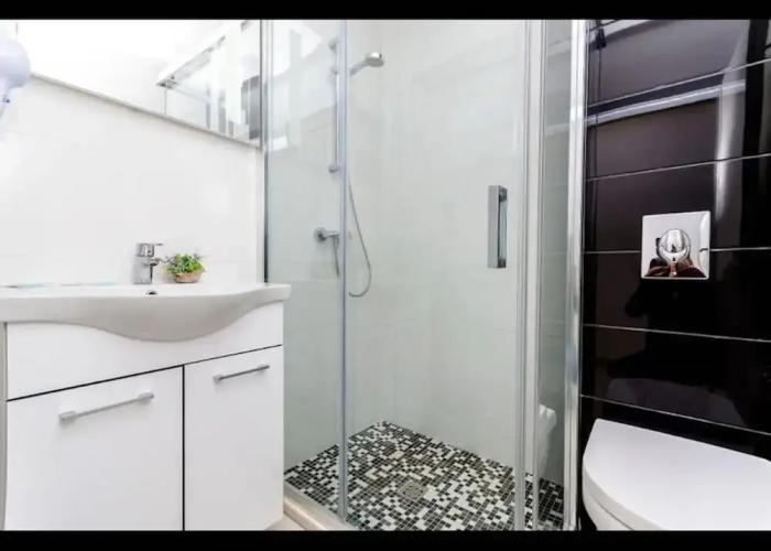 Room-all Saints Suites B&b Kastela - Dou