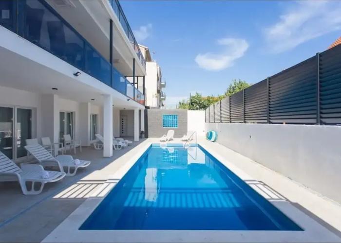 Room-all Saints Suites B&b Kastela - Dou