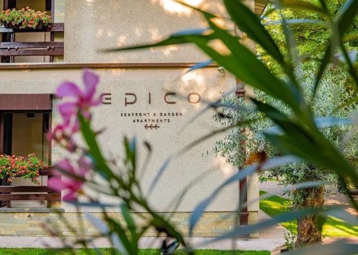 Epico Seafront & Garden Apartments