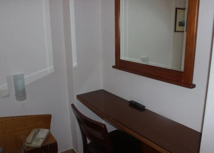 Made Inn Faro