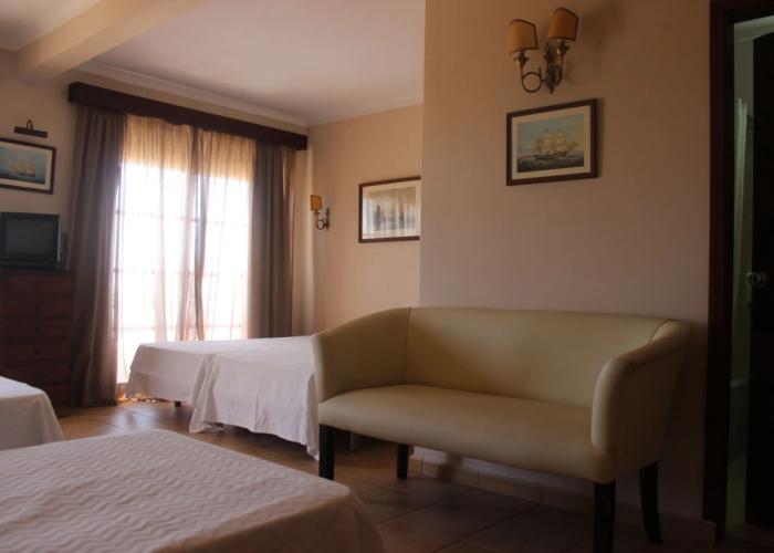Made Inn Faro