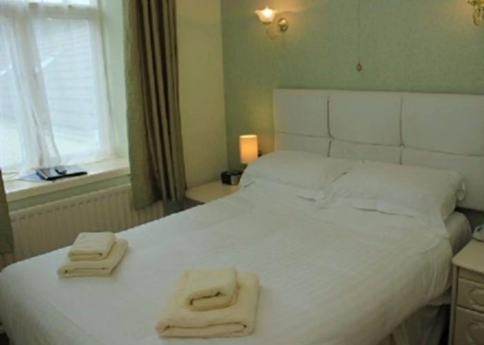 Virginia House Hotel
