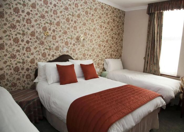 Lonsdale House Hotel