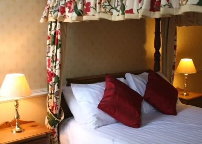 Lonsdale House Hotel