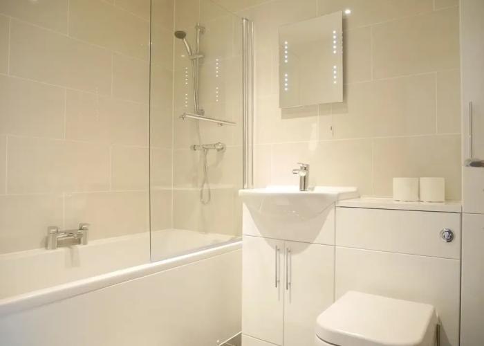 Lower Gill Gardens Penthouse