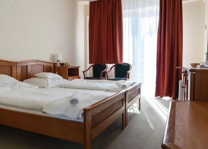 Well Hotel