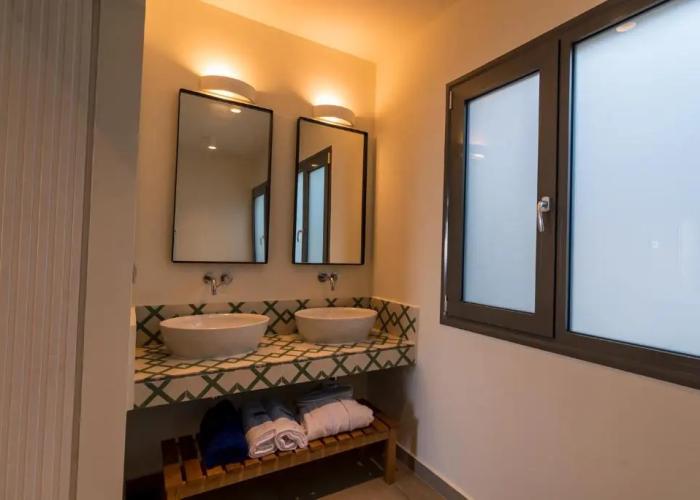 Amphitheatre Suites