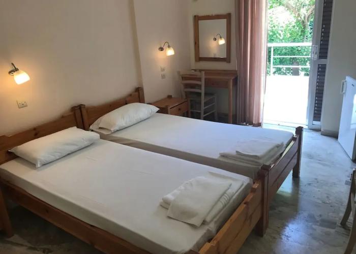 Neapolis Rooms & Apartments