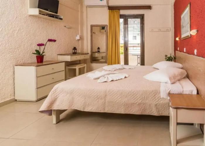 Lito Apartments