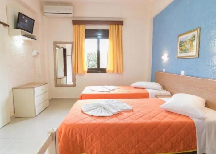 Lito Apartments