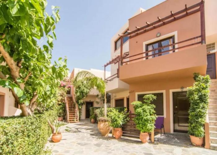 Lito Apartments