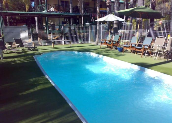 Batemans Bay Holiday Park - Hostel