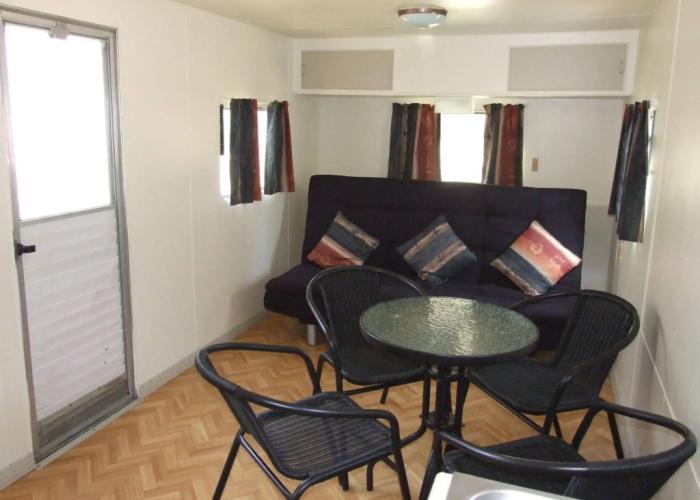 Batemans Bay Holiday Park - Hostel