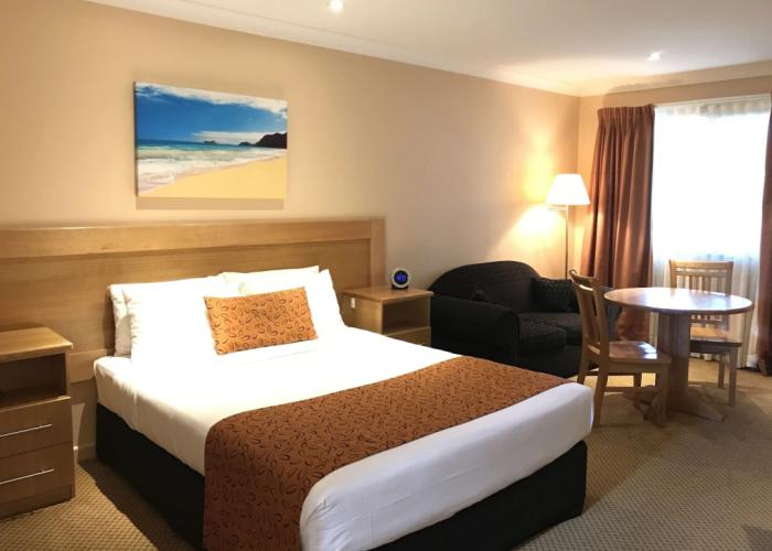 Sunseeker Motor Inn