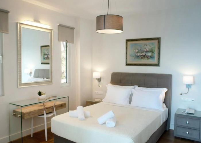 Karalis Beach Hotel