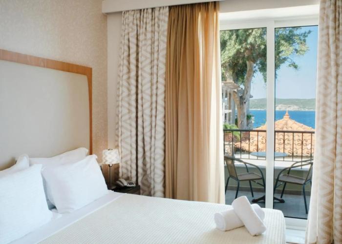 Karalis Beach Hotel
